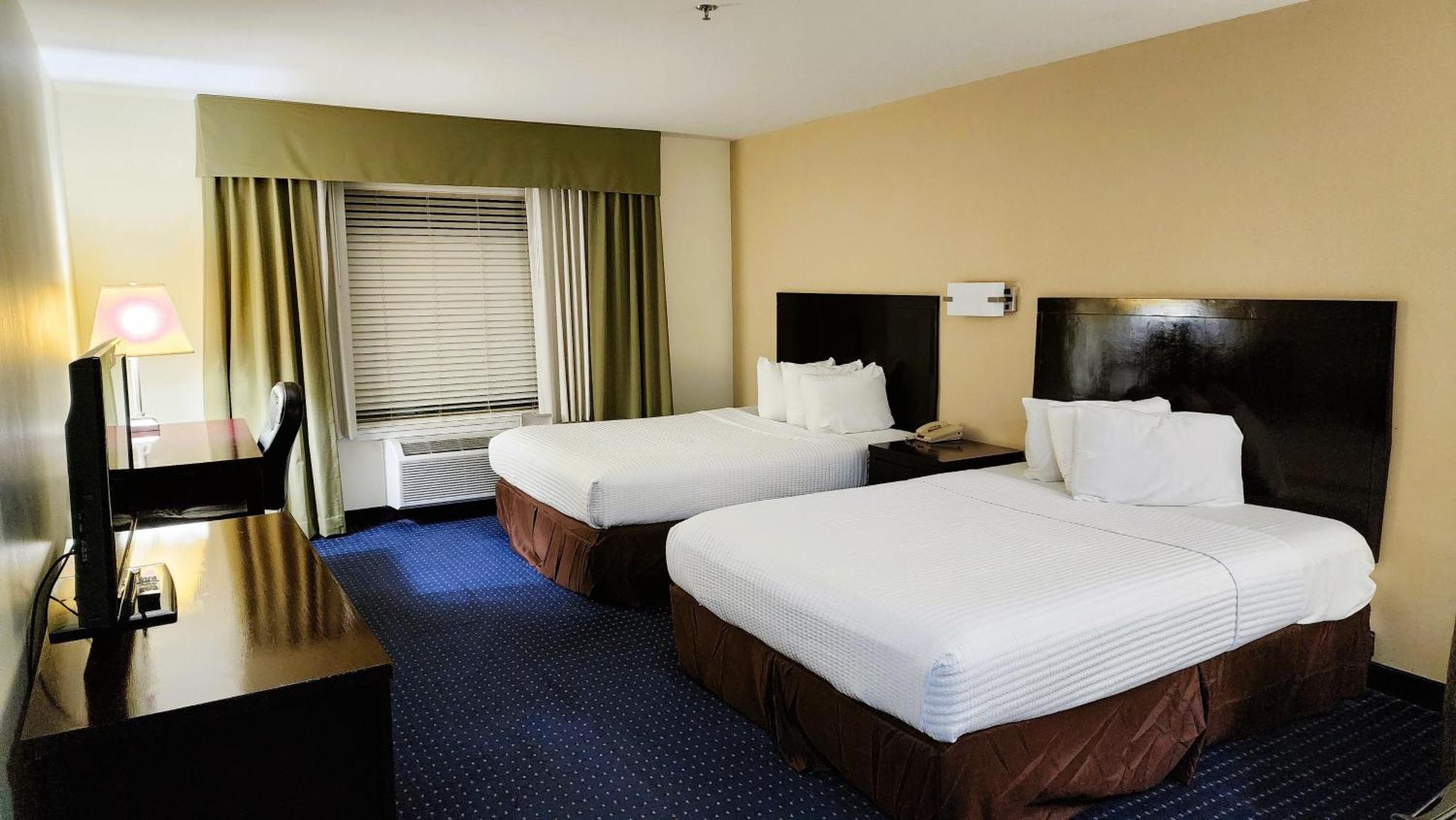 Fairbridge Inn & Suites Canadian מראה חיצוני תמונה